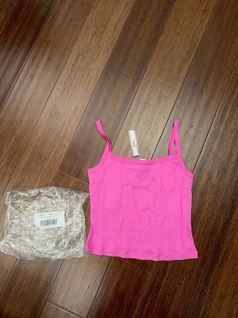 NWT M Medium Victoria’s Secret PINK Multi Rib Cami in Pink Gossip